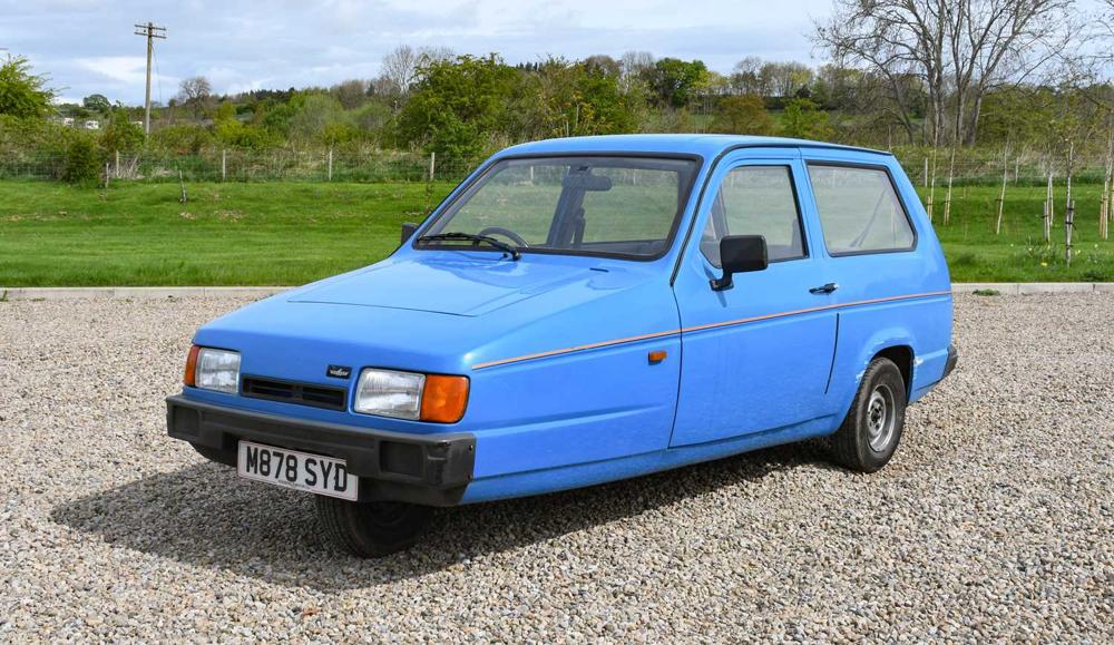 Reliant Robin