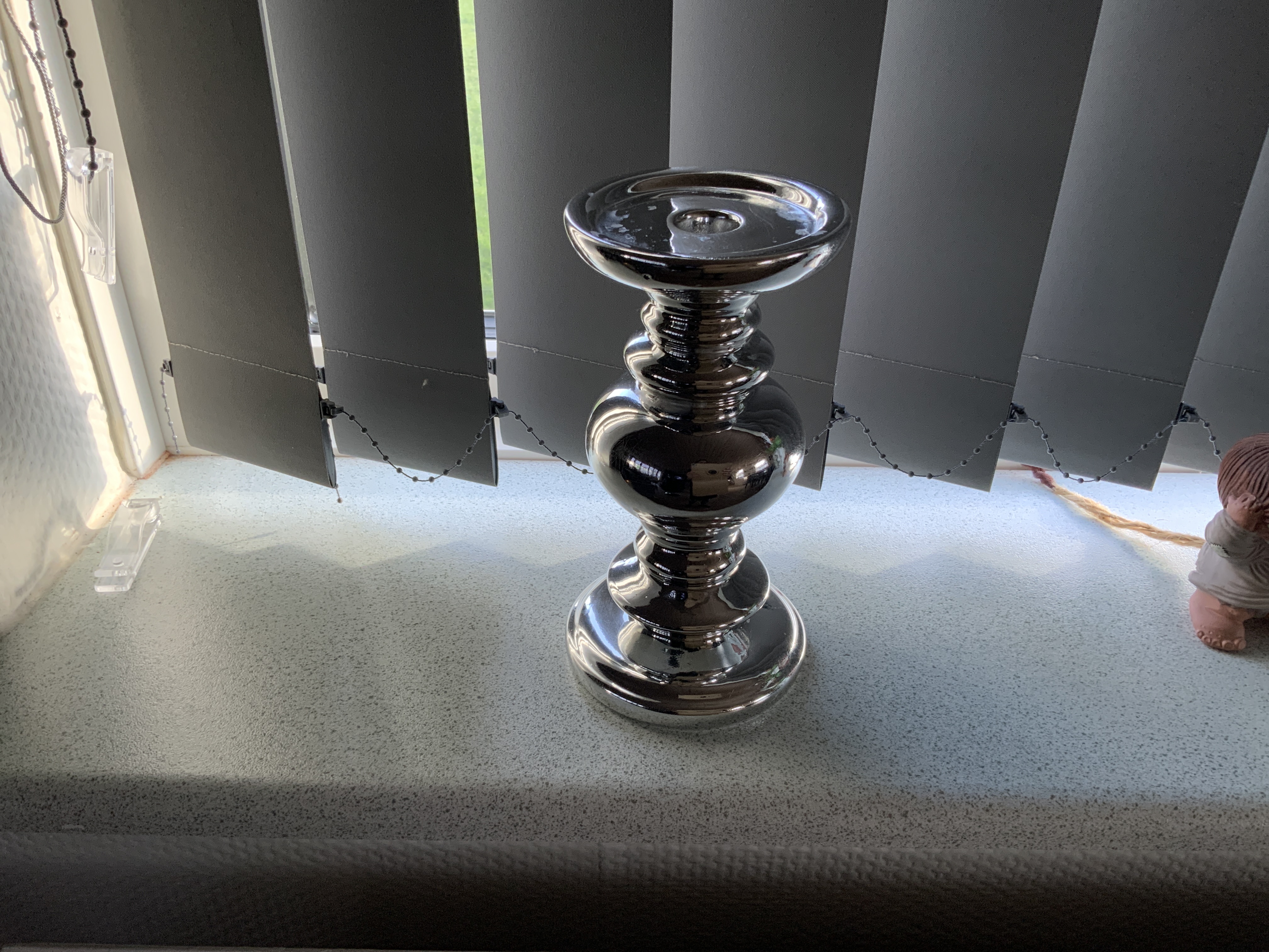img-blur-shadow