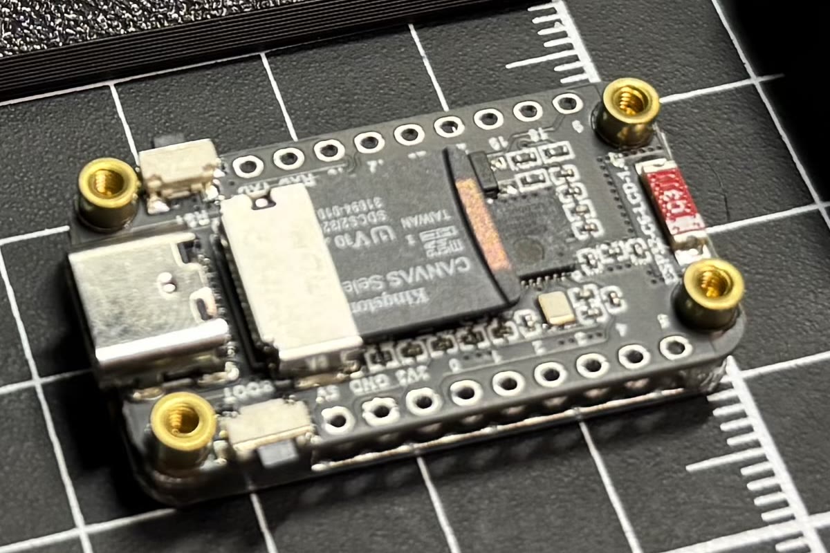 Waveshare ESP32-C6-LCD-1.47 board